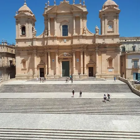 Casa Vacanze Del Barocco Holiday home Noto